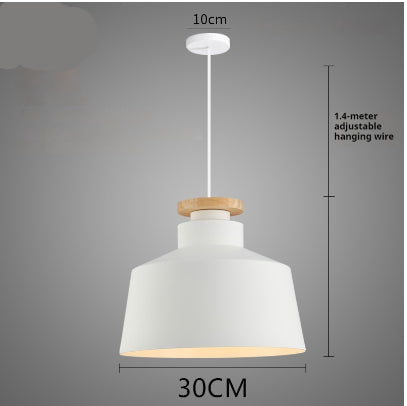Chandelier en fer brut de style nordique