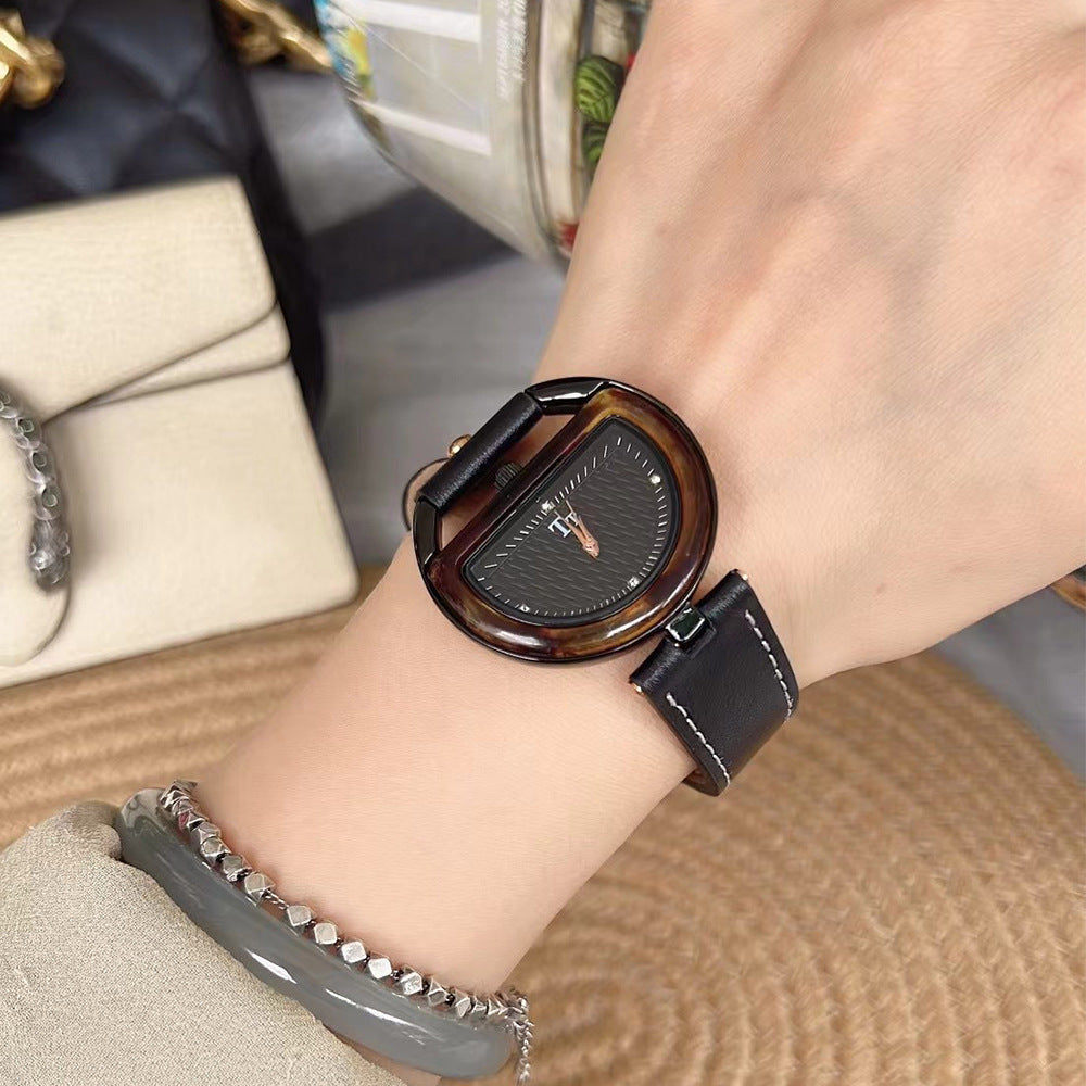 Femmes Montre avec une véritable sangle en cuir simple et élégant