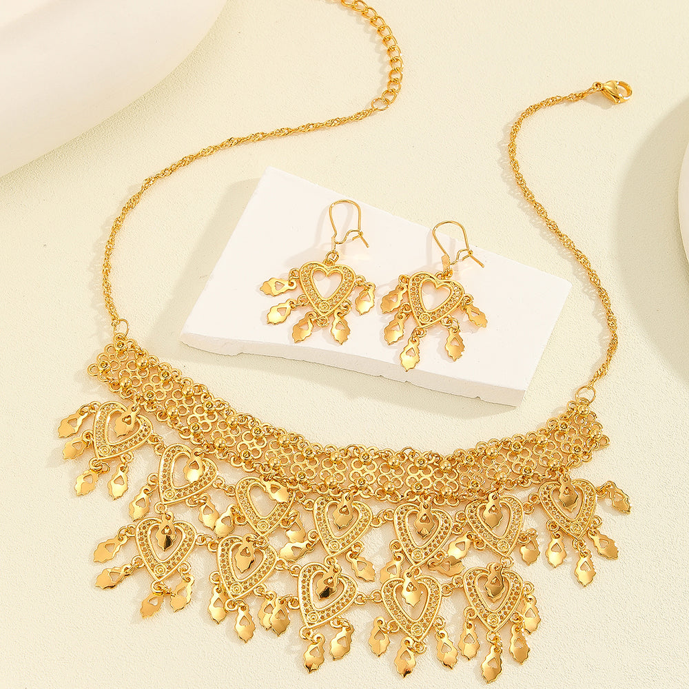 3Pcs Fashion Retro Luxury Heart-Shaped Hollow Necklace Earrings