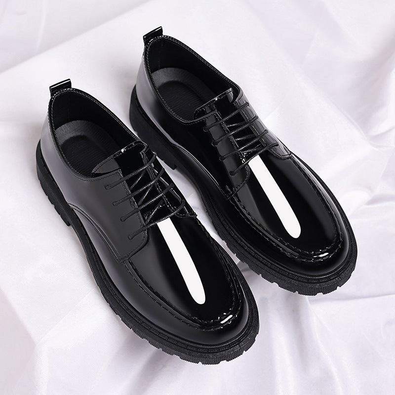 Chaussures en cuir décontracté de style nouveau pour hommes avec un fini poli