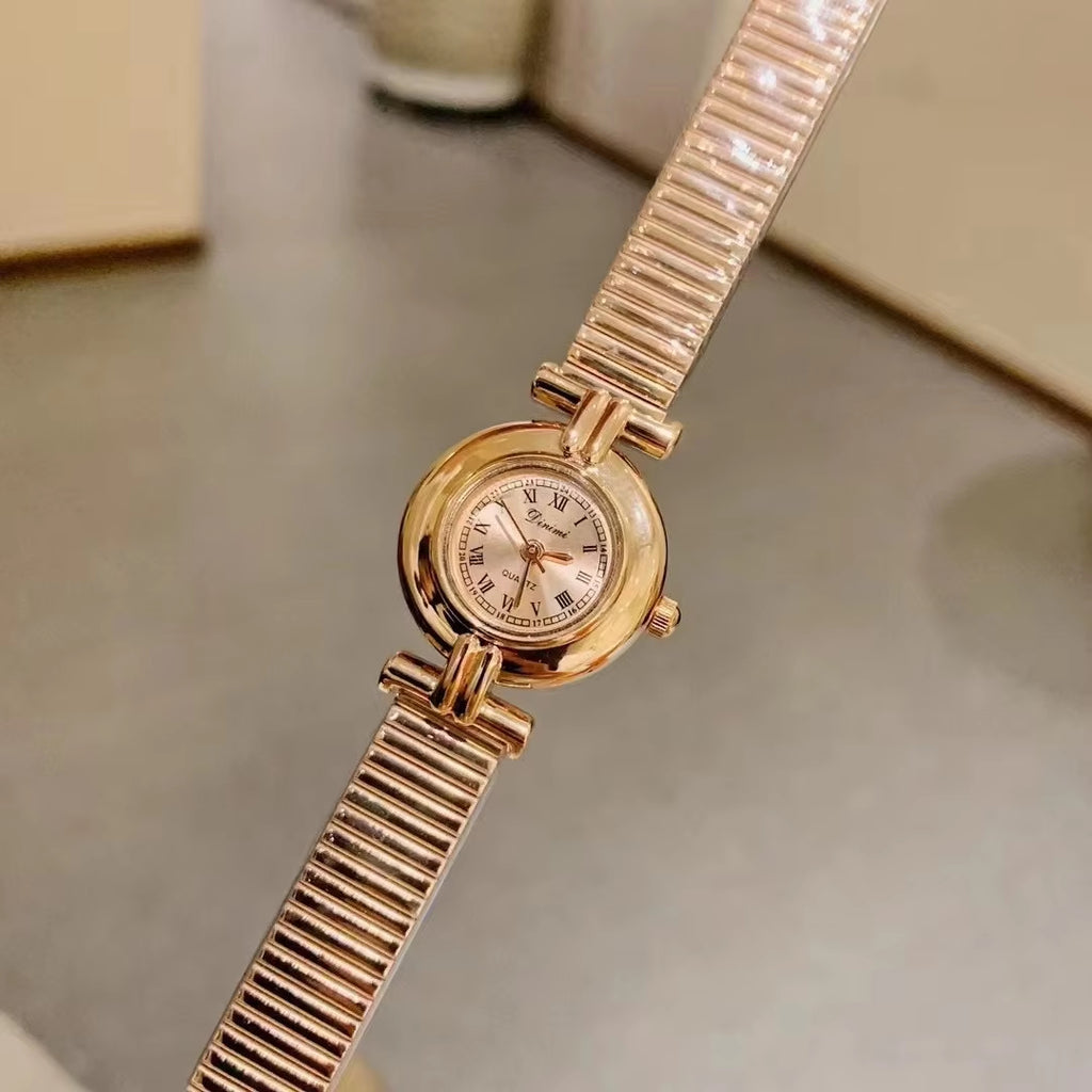 Fashionable Tendance Quartz Montre Rétro Lampe Luxueuse Montre Femme