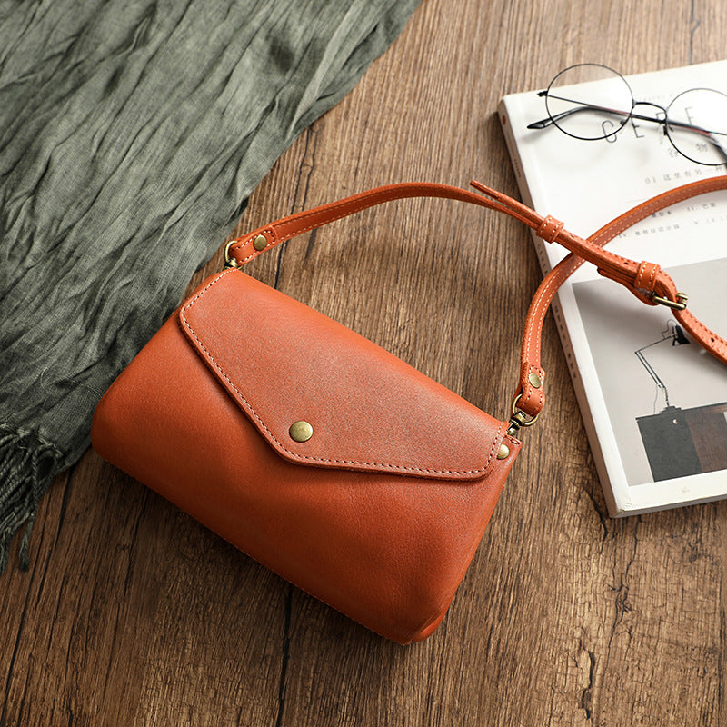 Les femmes Petit sac transversal en cuir de vache plein grain