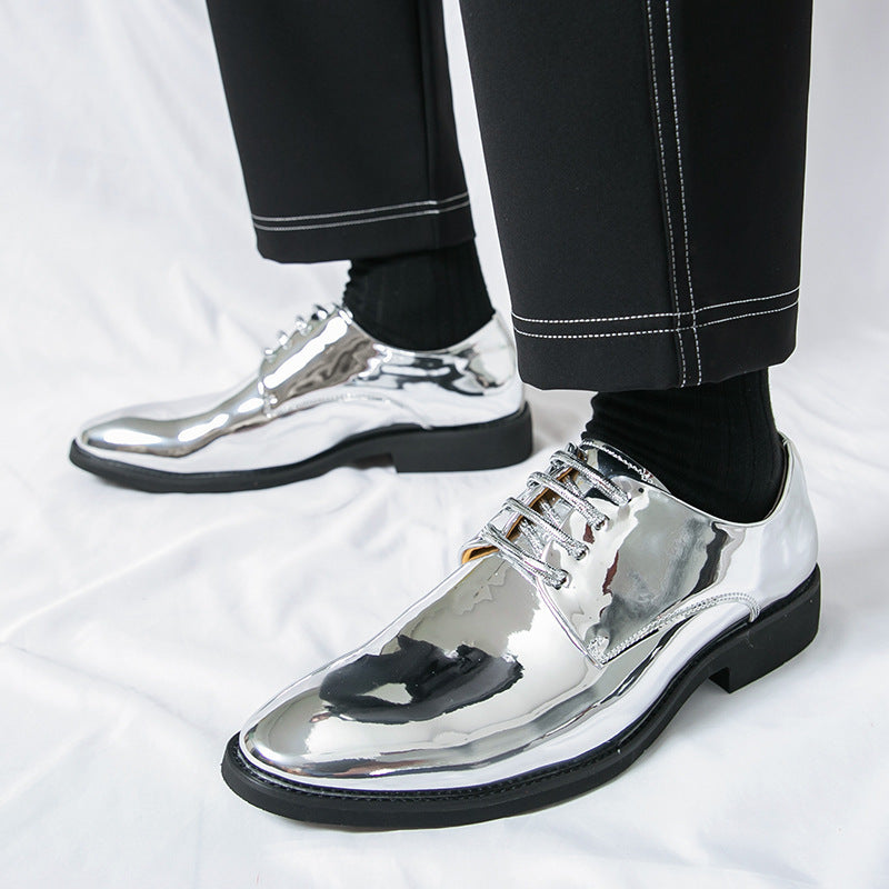 Hommes Casual pointu orteil Glossy chaussures en cuir en style britannique