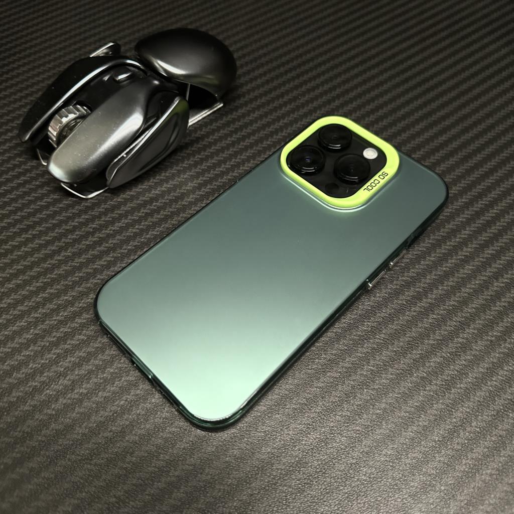 Housse de protection Matte pour téléphone couleur argent haute qualité