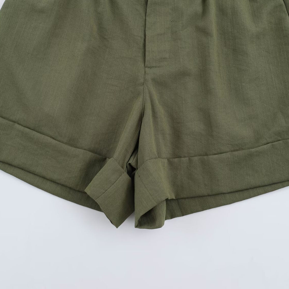 Short occasionnel avec un style Western Hem Curled