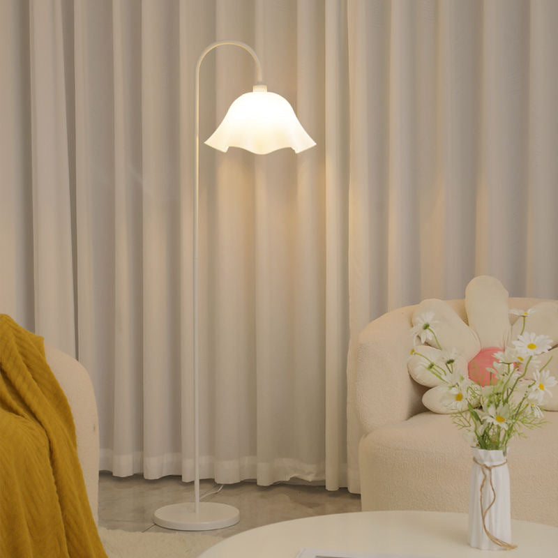 Lampe de sol créative à la crème florale
