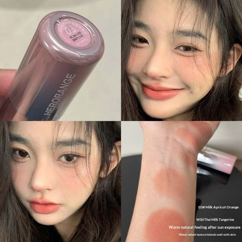 Complexion naturel améliorant la faible saturation Matte multi-utilisation liquide Blush