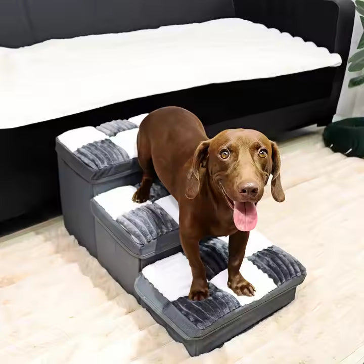 Échecs de luxe pas faits à la main avec des escaliers de chien et espace de stockage