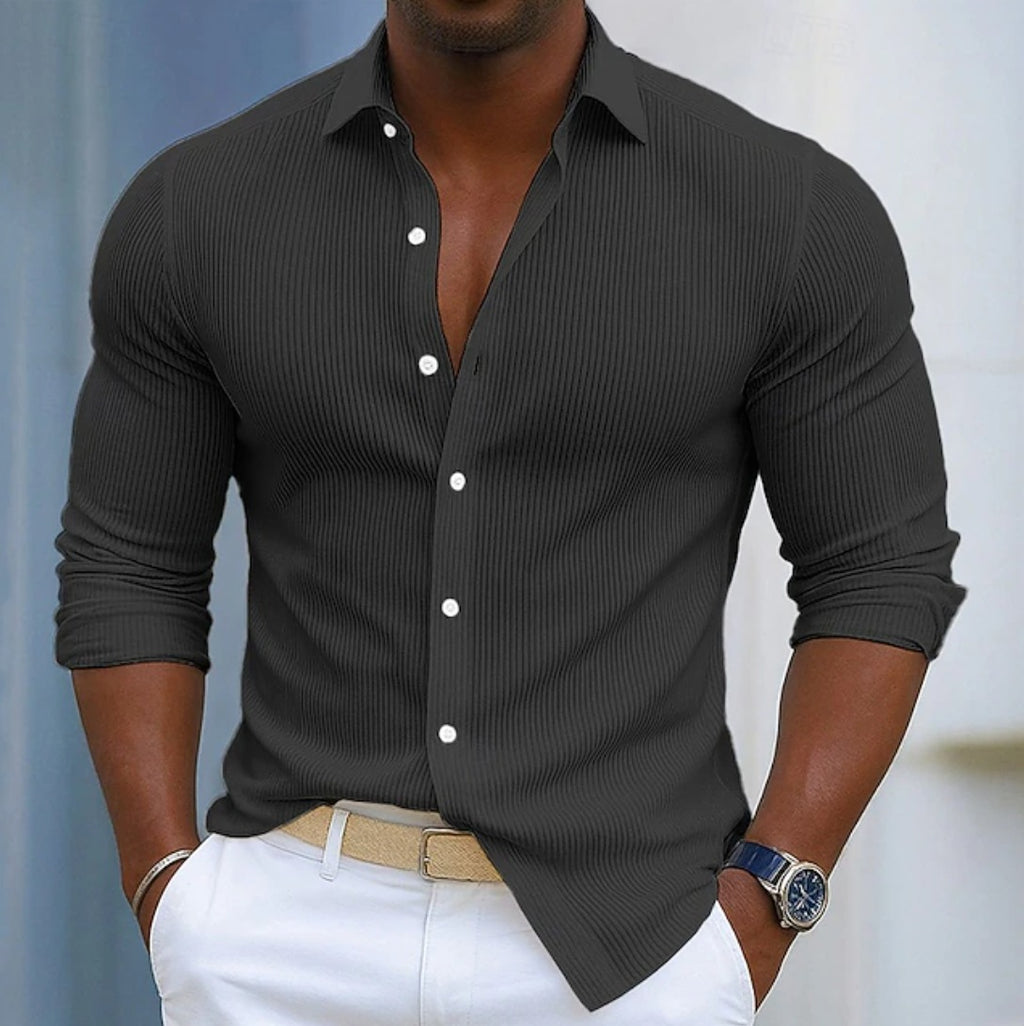 Chemise casual à manches longues en couleur unie avec un collier de lapel