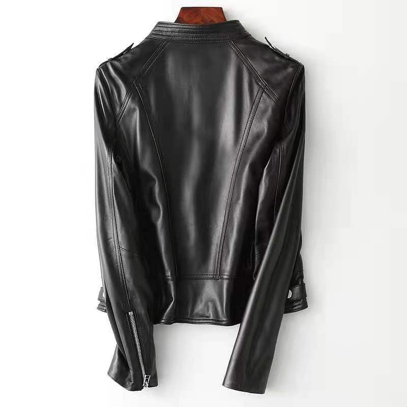 Petite veste de moto en peau de mouton