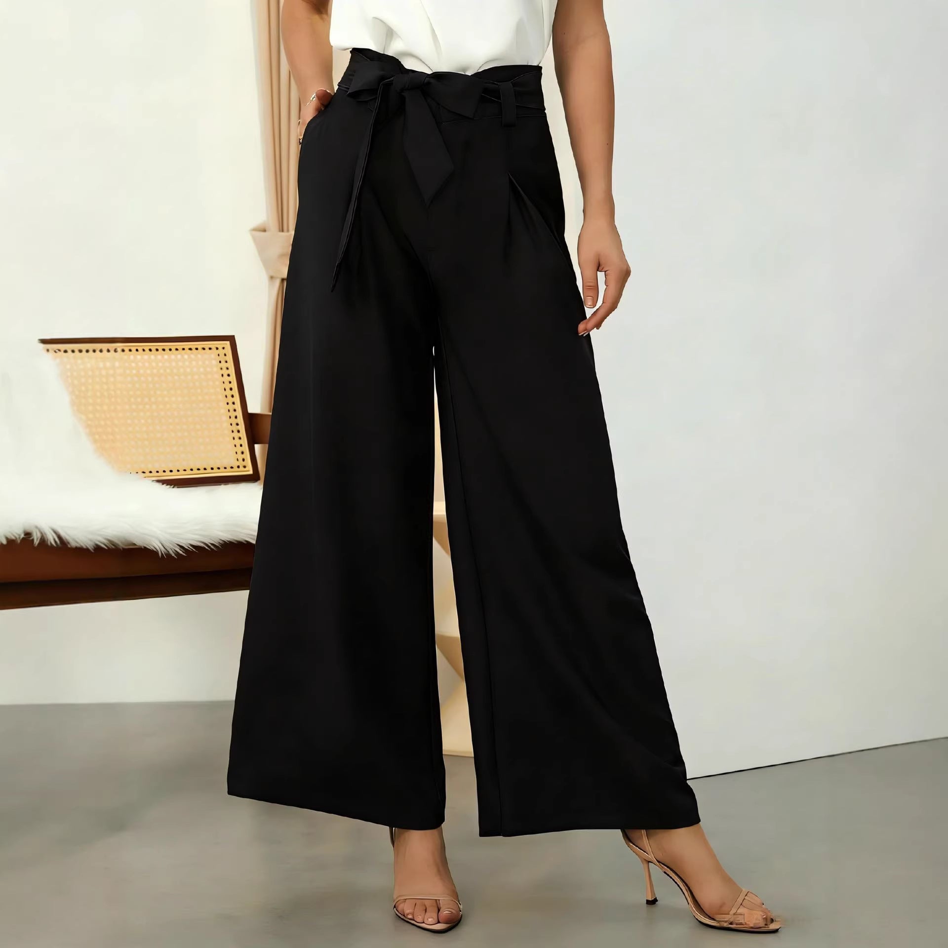 Pantalons tendance en dentelle de service