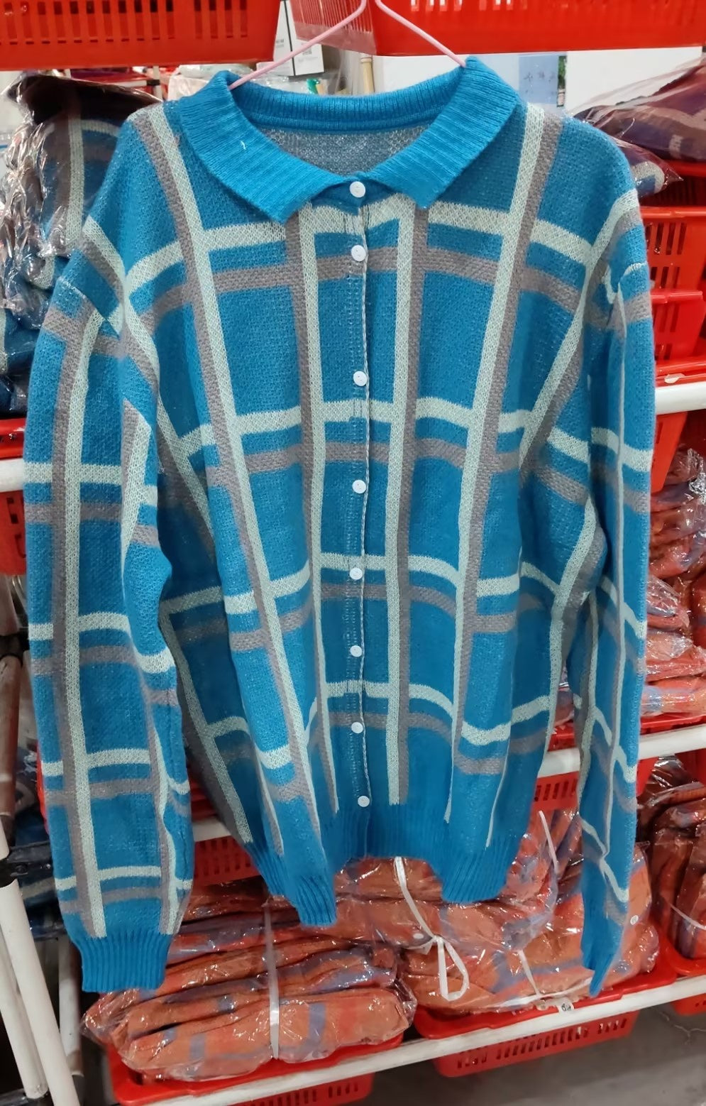 Chandail de plie rétro contrastante pour femmes