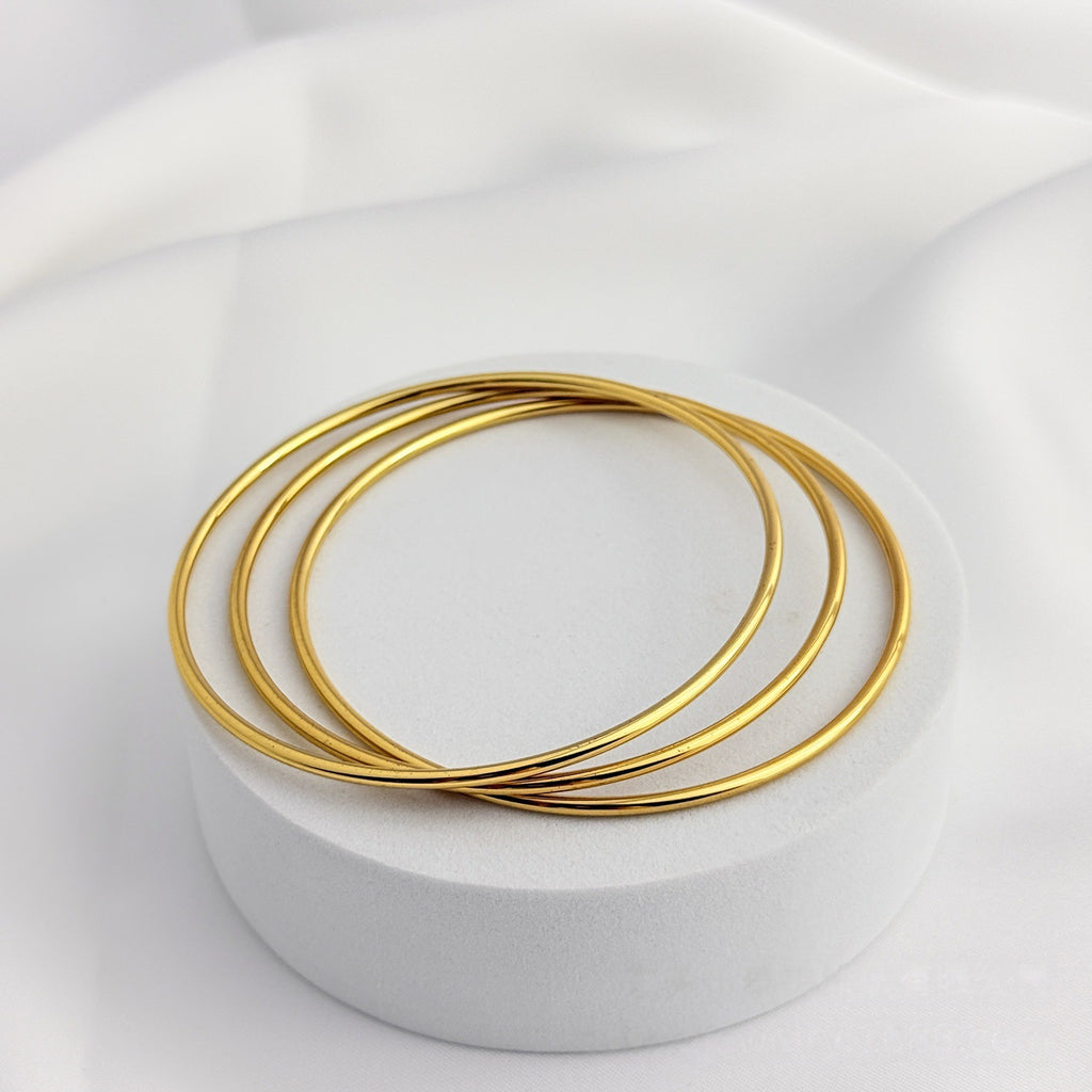 Bracelets en acier inoxydable simple dans plusieurs styles