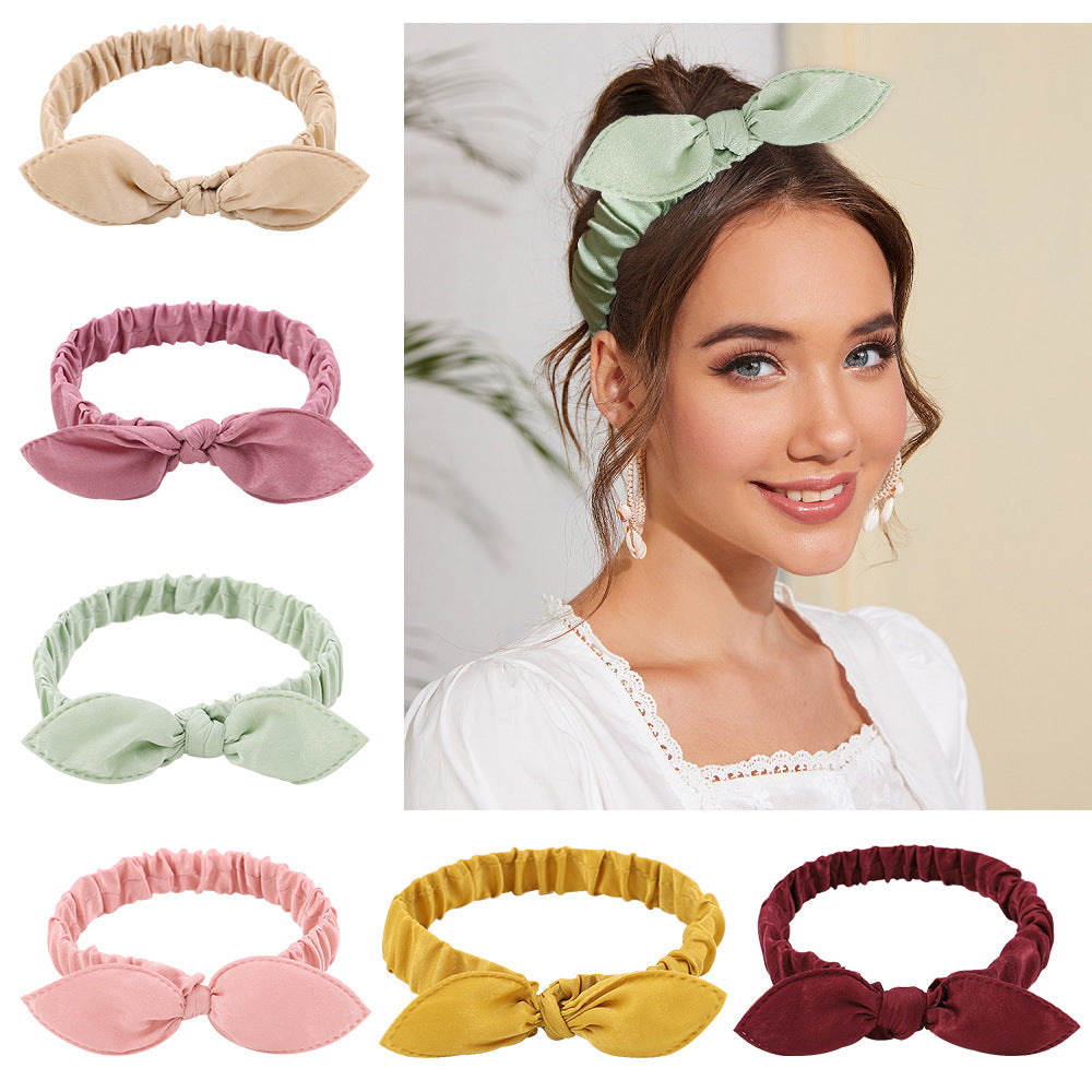 Bande de tête satinée avec cheveux latéraux larges et bande de tête