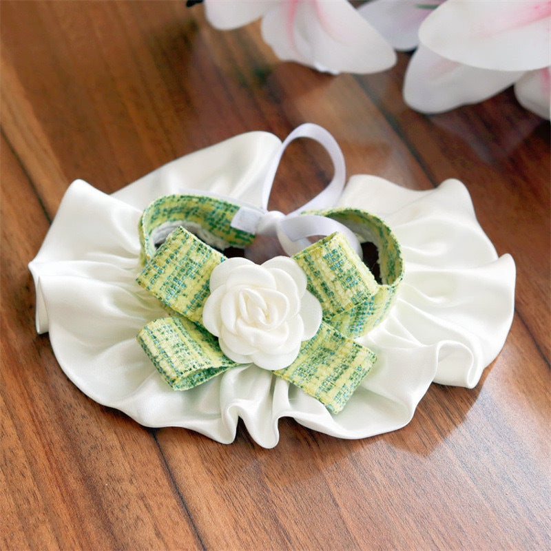 Mignon Bow-Knot Fairy Cat Drool Bib