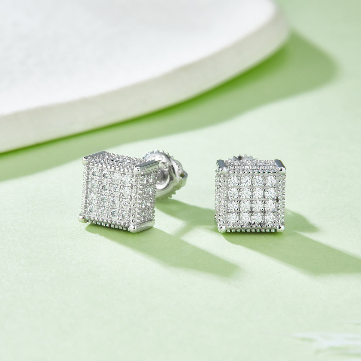 S925 Argent Sterling 96pcs D Couleur VVS1 Moissanite 3D Boucles d'oreilles en cube 7.6mm Vis retour