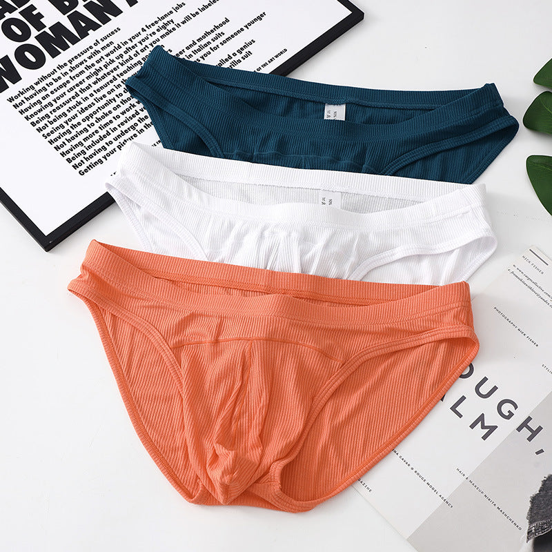 Briefs hommes Convex Low Waist Briefs Respirant Sexy Jeune Sous-vêtements Couleur solide Loose Pan
