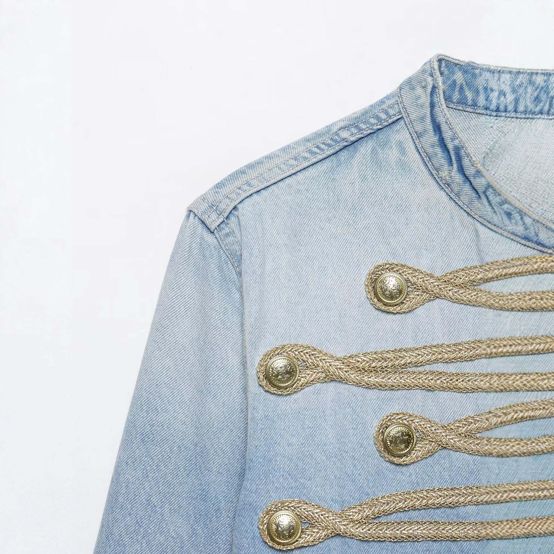 Veste Denim de style vintage avec un collier de support et une plaque à bouton avant