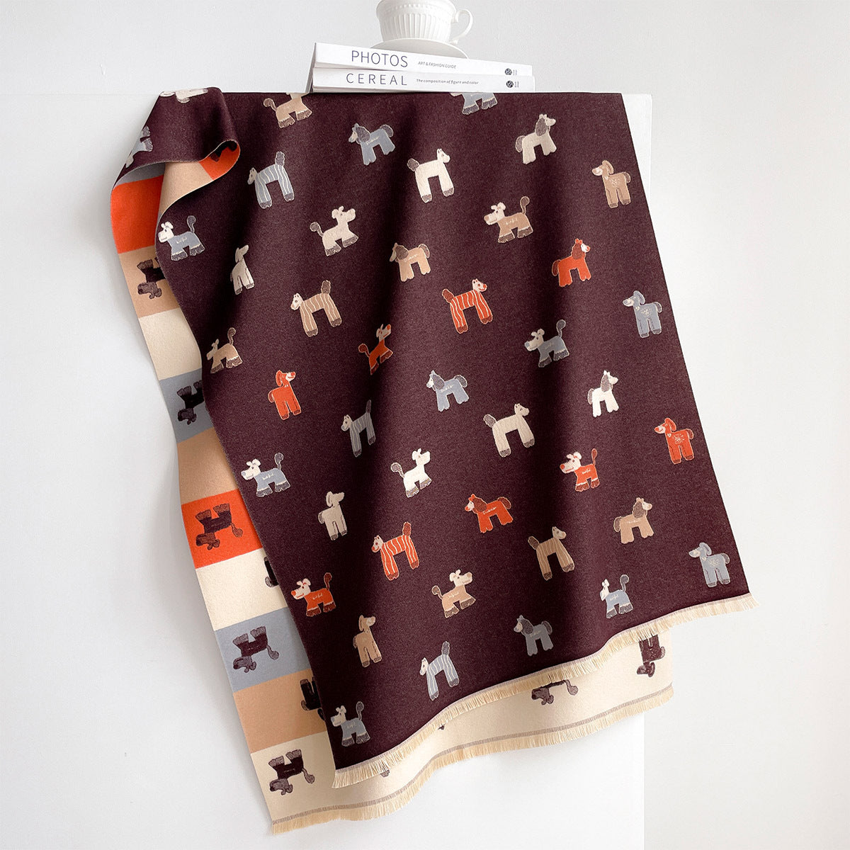 AutomneHiver Caricature Curly Puppy Jacquard Scarf