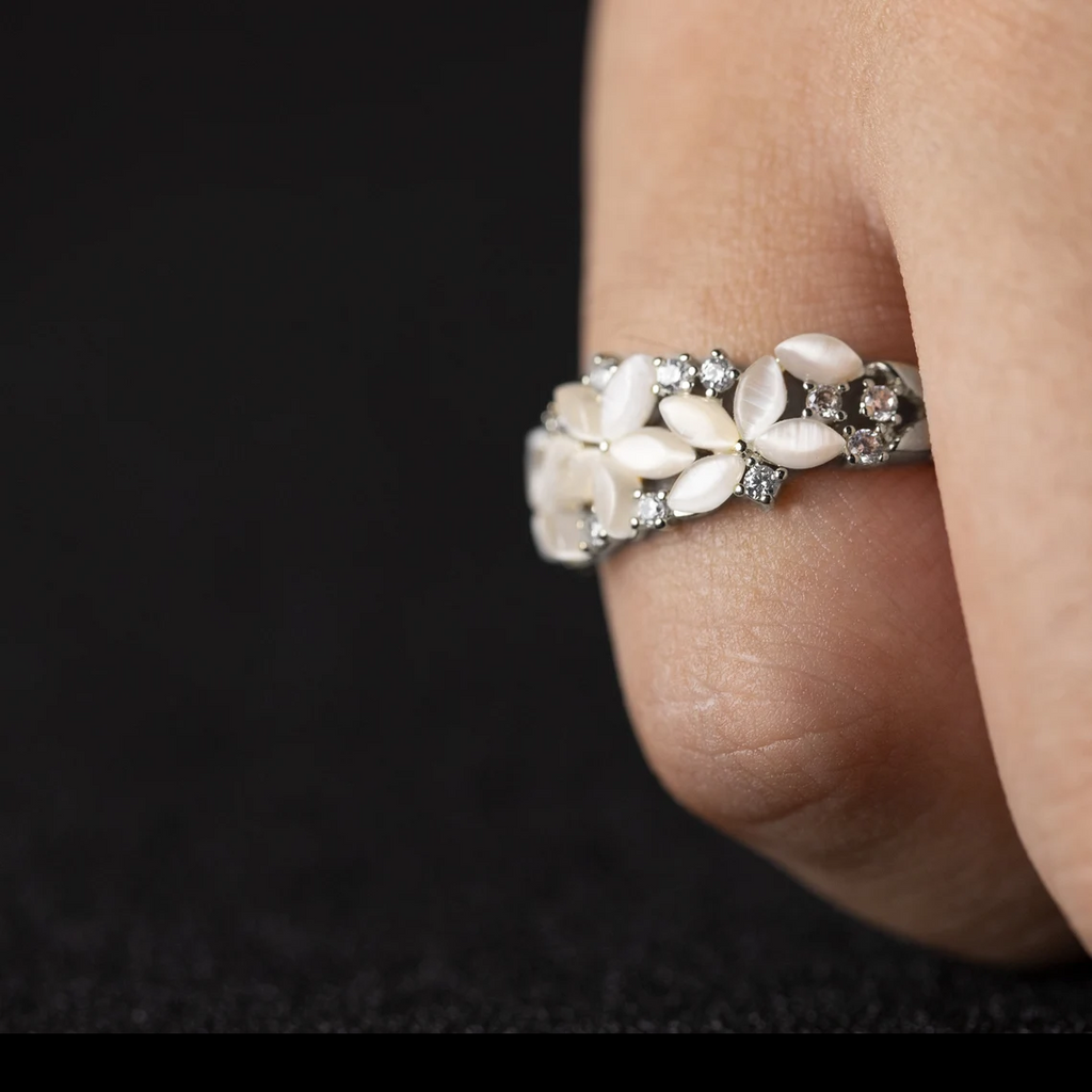 Bande florale de mariage pour les femmes Or 18K 14K S925 Silver Diamond Ring
