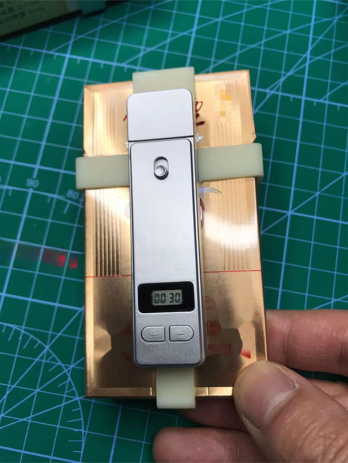 Smart Cigarette Timing verrouille la lutte contre le tabagisme et la cessation du sida