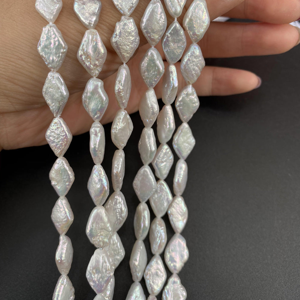 Perles naturelles en forme de perles de diamant d'eau douce