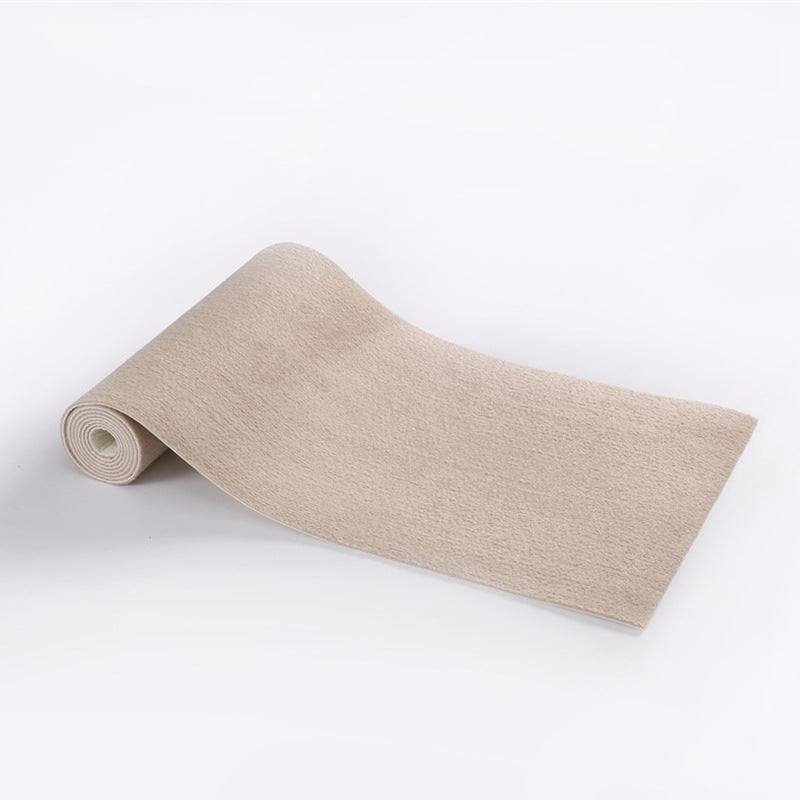 Couper pour s'adapter aux tapis autocollants