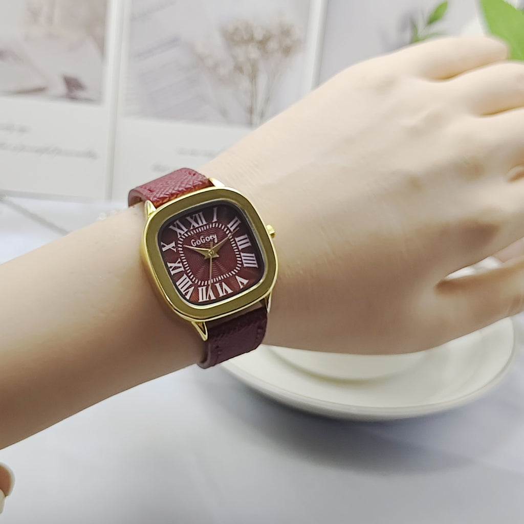 Montre de bracelet en cuir rétro pour femmes