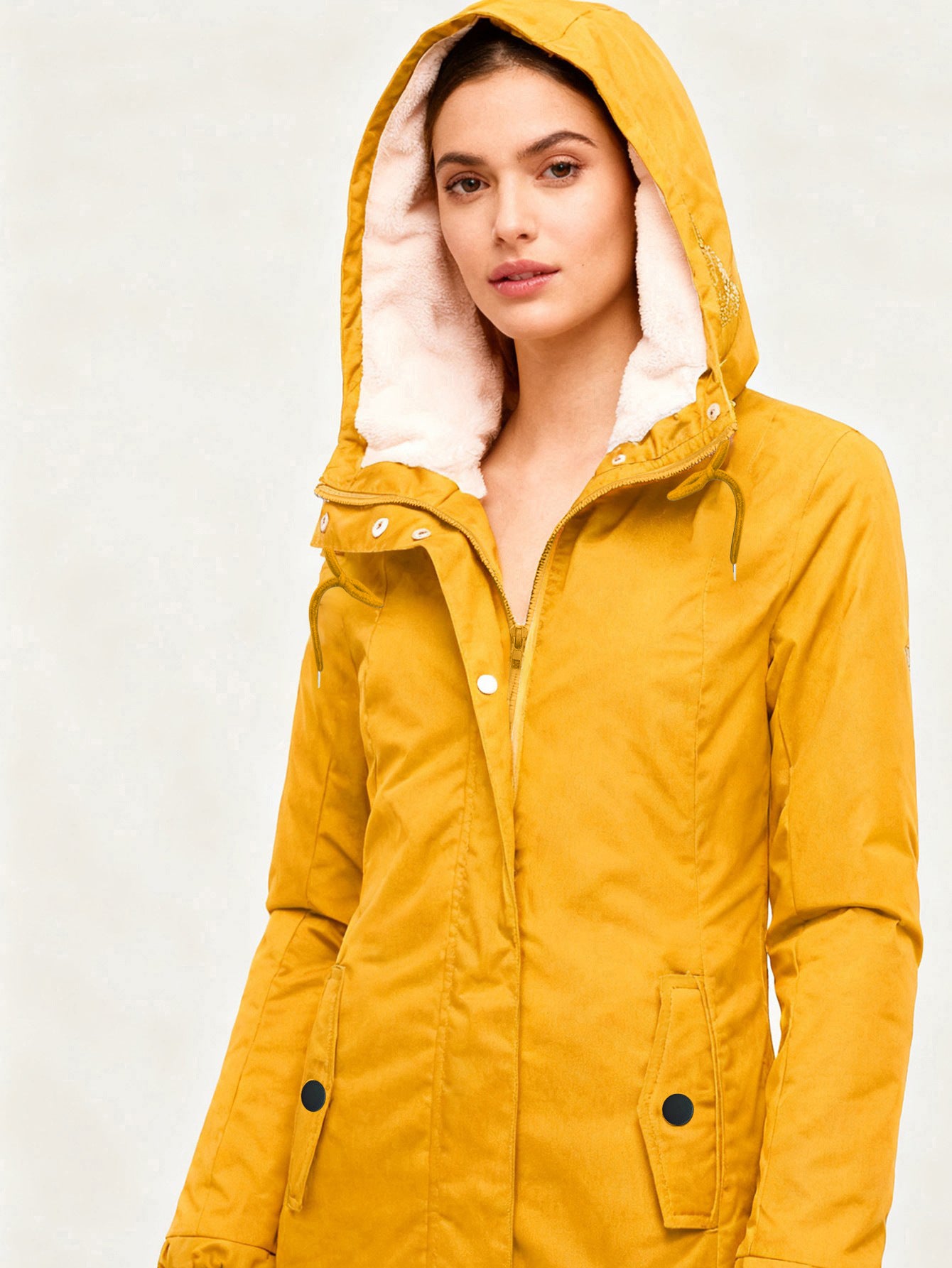 Veste à capuche polyvalente pour femme