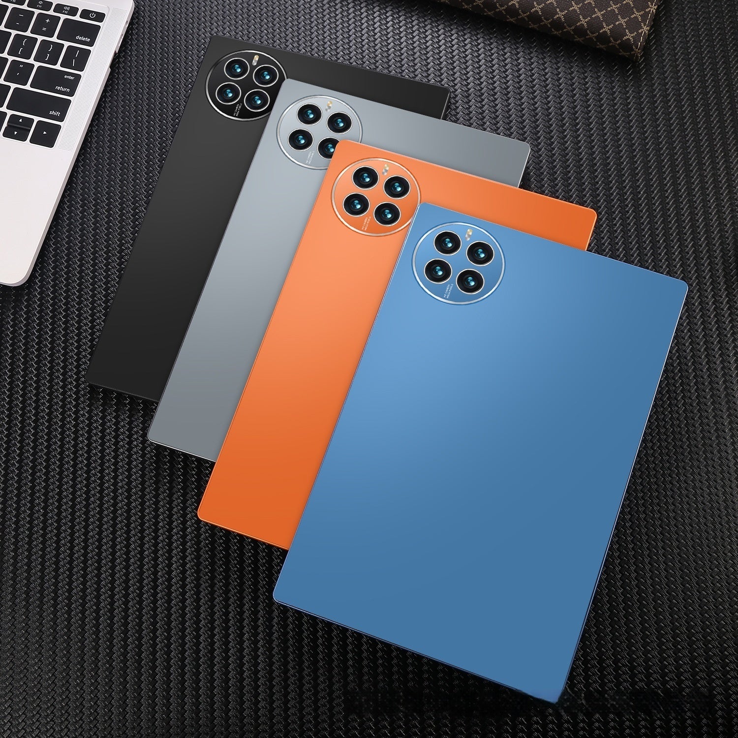 Ordinateur portable et minimaliste de tablette maison