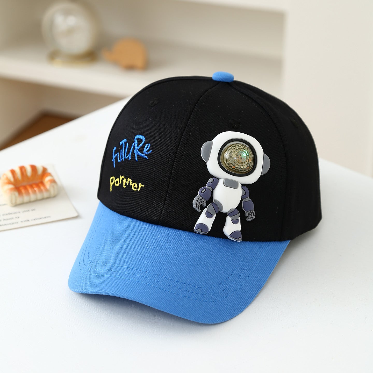 Summer Cute Cartoon Space Robot Chapeau bébé pour enfants pour la protection du soleil extérieur et le quotidien S