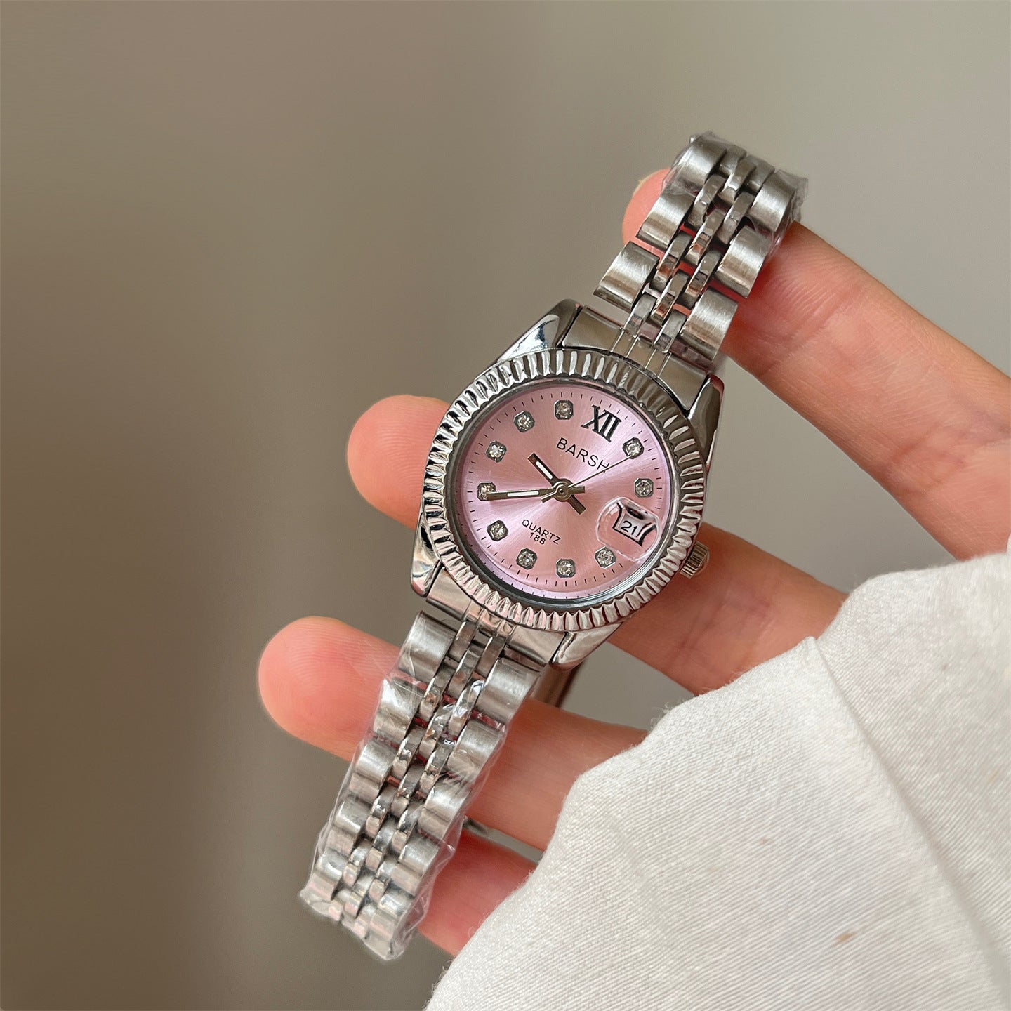 Casual Et pourtant sophistiqué Rond Diamant-face montre