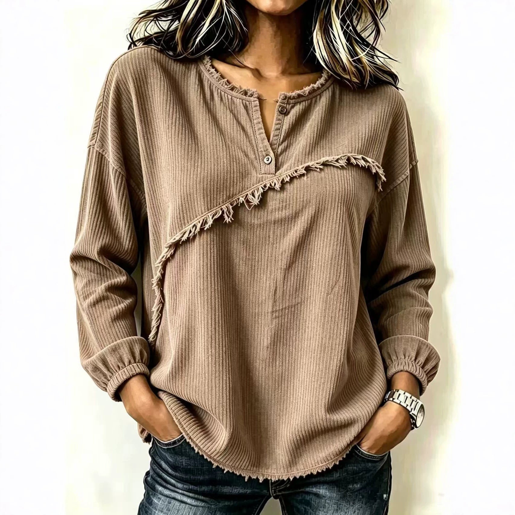 Femmes Col de Henley Corduroy Top avec Tasseaux Raw-edge