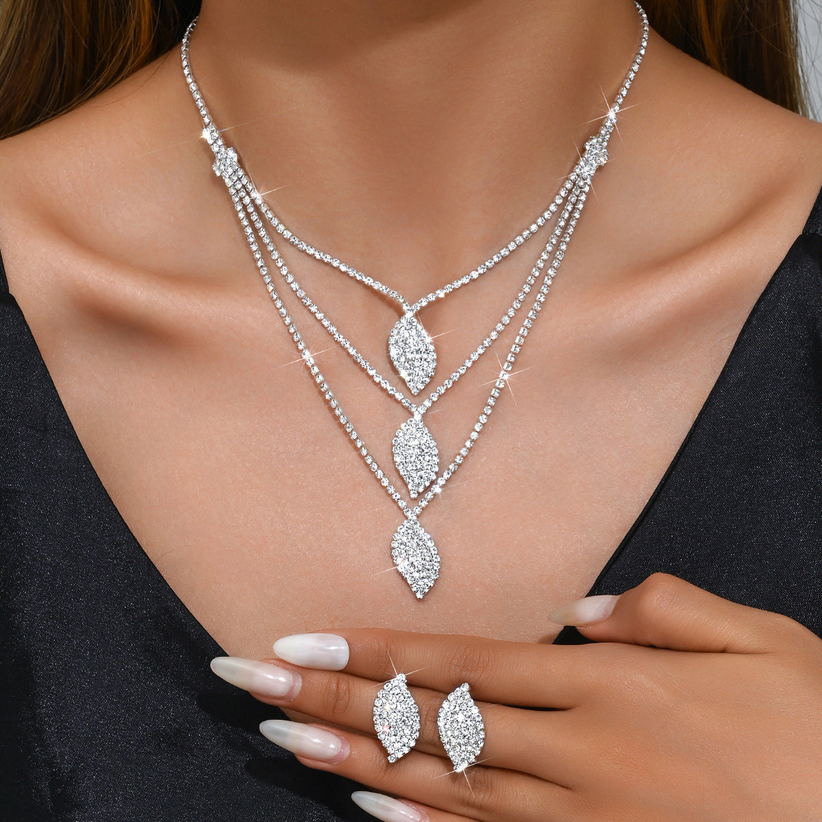 European And American New Style Multi-Layer Rhinestone Leaf Earrings And Necklace Set, Fashionable, Personalized, Creative, High-End Jewelryset
