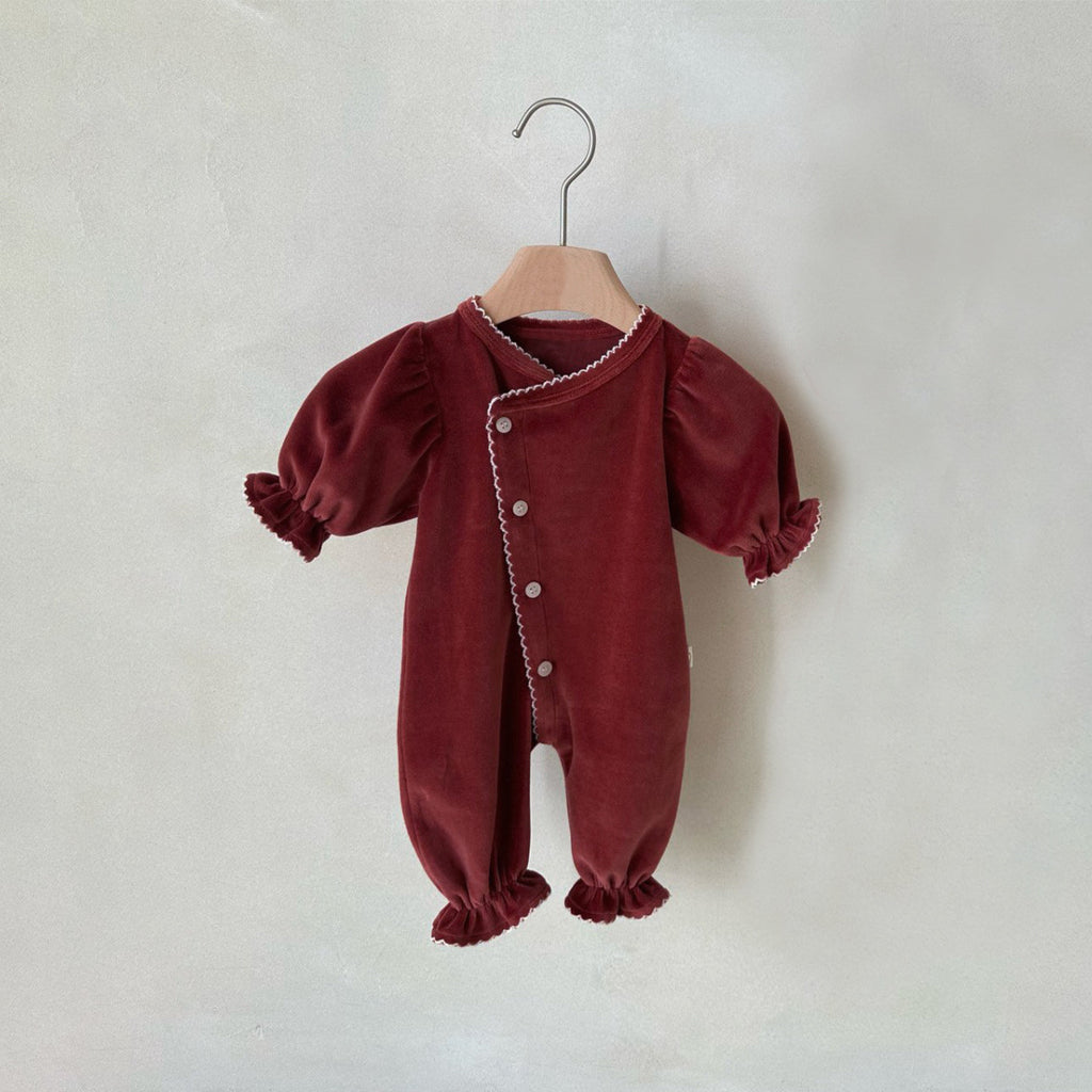 Romper en une seule pièce de style long avec une seule rangée de snaps pour bébés