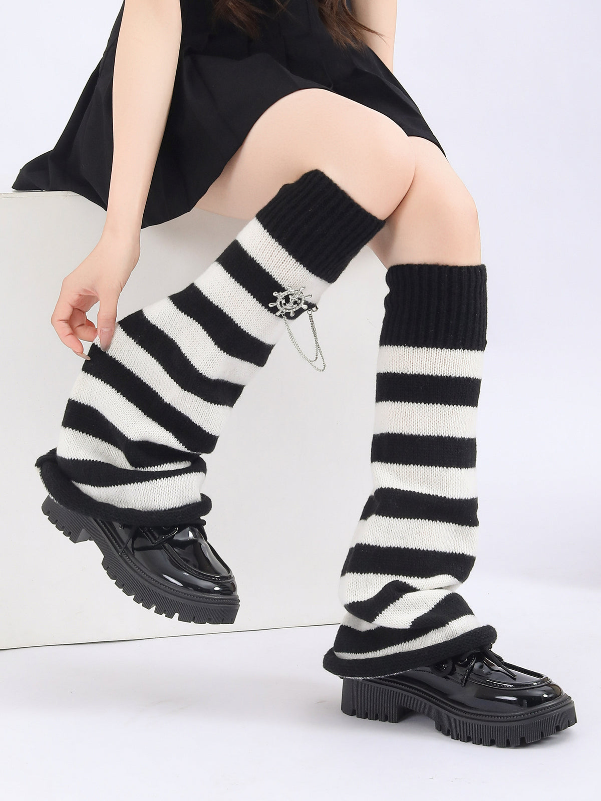 Y2K Hip-hop Stripe solide Rudder décoré populaire modem chaud tricoté Bell forme guerre des jambes