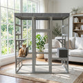 Catio en bois gris avec couvercle imperméable