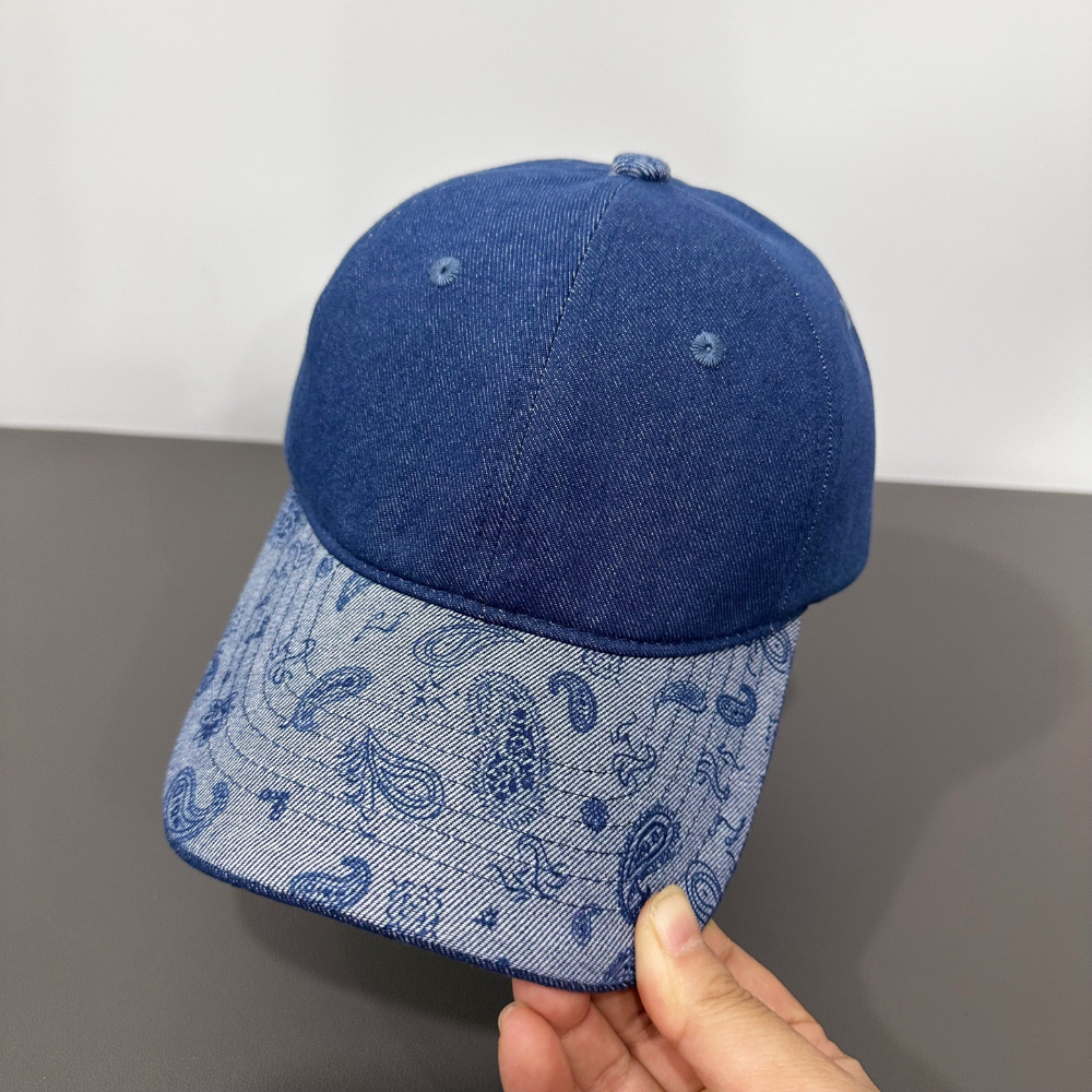Bouchon de baseball en noyer à capuchon de style américain. Disponible En M