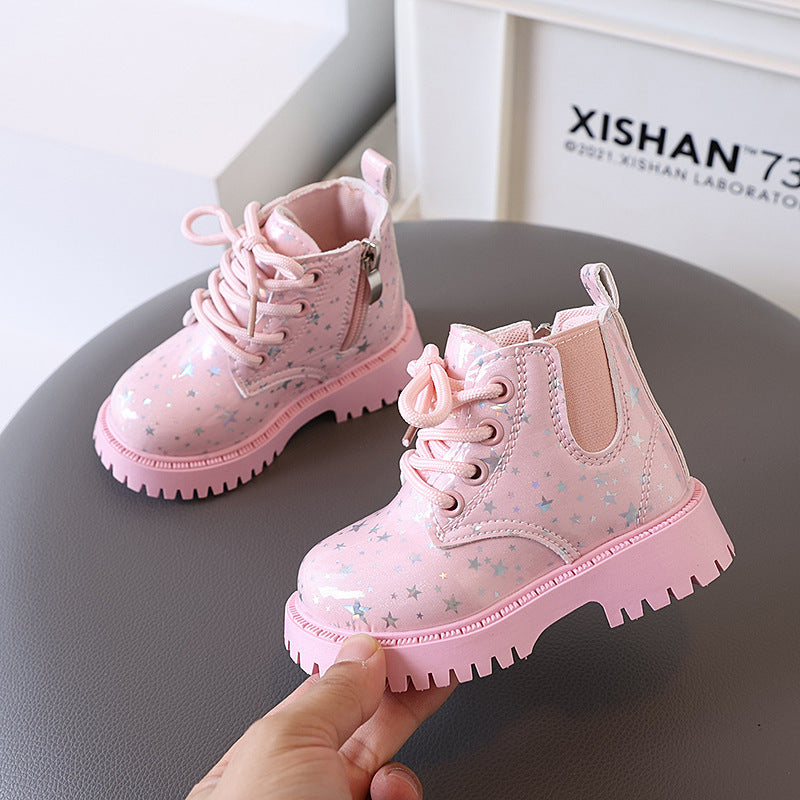 Bottes pour enfants Chaussures pour enfants Short