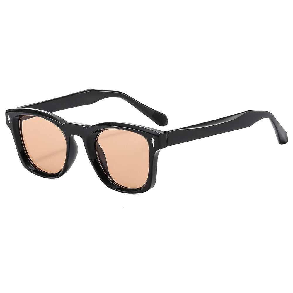 Lunettes de soleil rétro à cadre carré pour femmes pour aventures en plein air