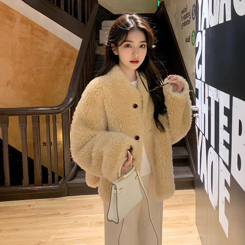 Manteau en cuir court pour les femmes pour l'hiver