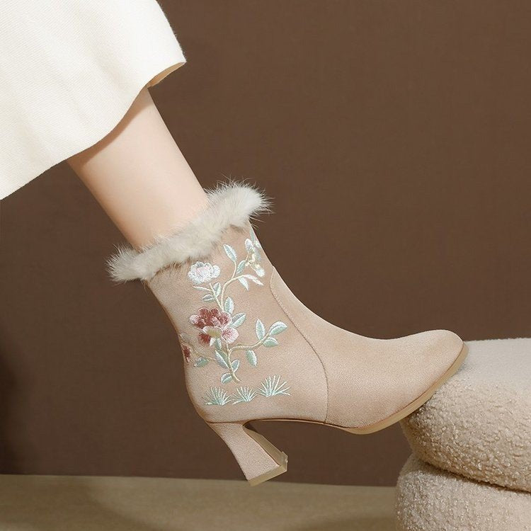 Bottes de chevilles brodées de style ethnique de l'hiver