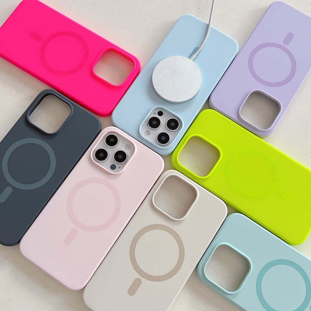 Silicone liquide de couleur solide Grand trou boîtier de téléphone magnétique