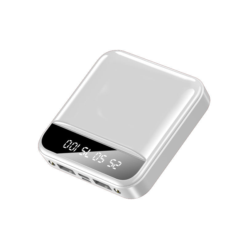 Charger Treasure Mobile Power Pack avec une grande capacité