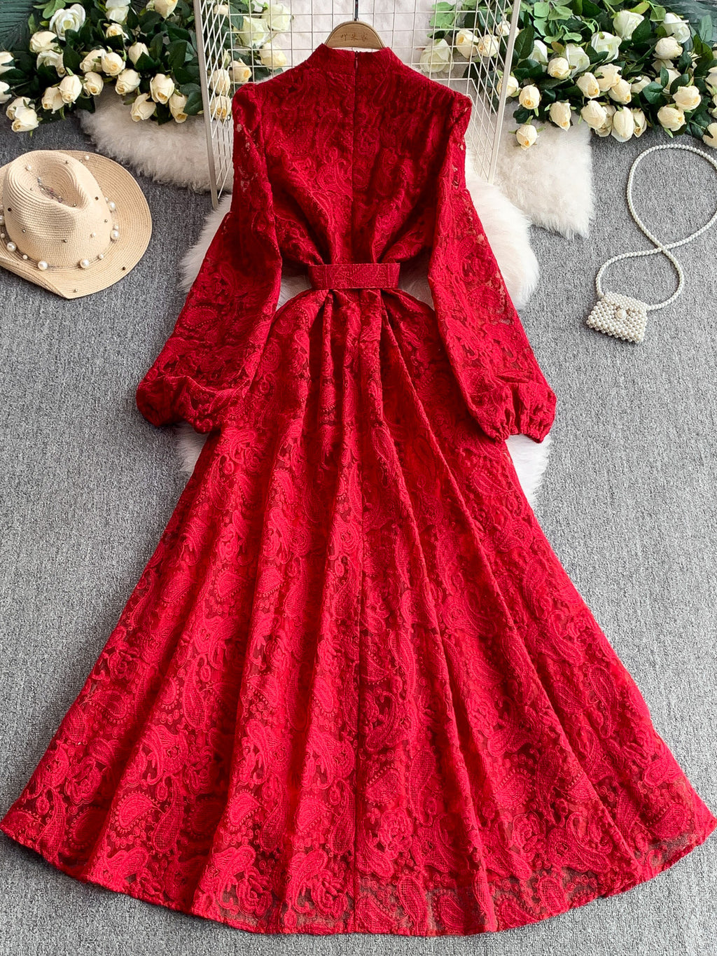 Robe de lanterne en dentelle rétro pour femmes
