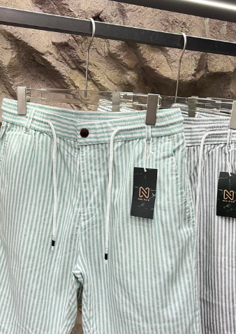 Short élastique tendance