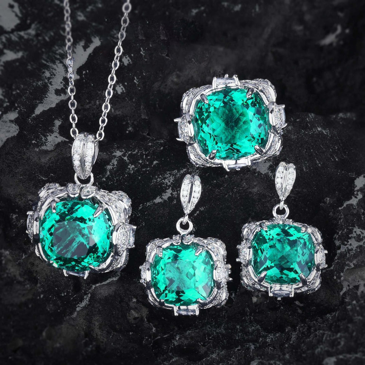 Collier et boucles d'oreilles créatifs pour femmes