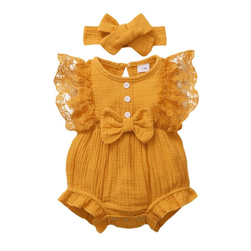 Filles de nourrisson et de toute-petite filleRompe de dentelle de couleur brune avec bib