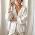 Chandail de cardigan tricoté pour femmes Chandail de couleur solide pour femmes