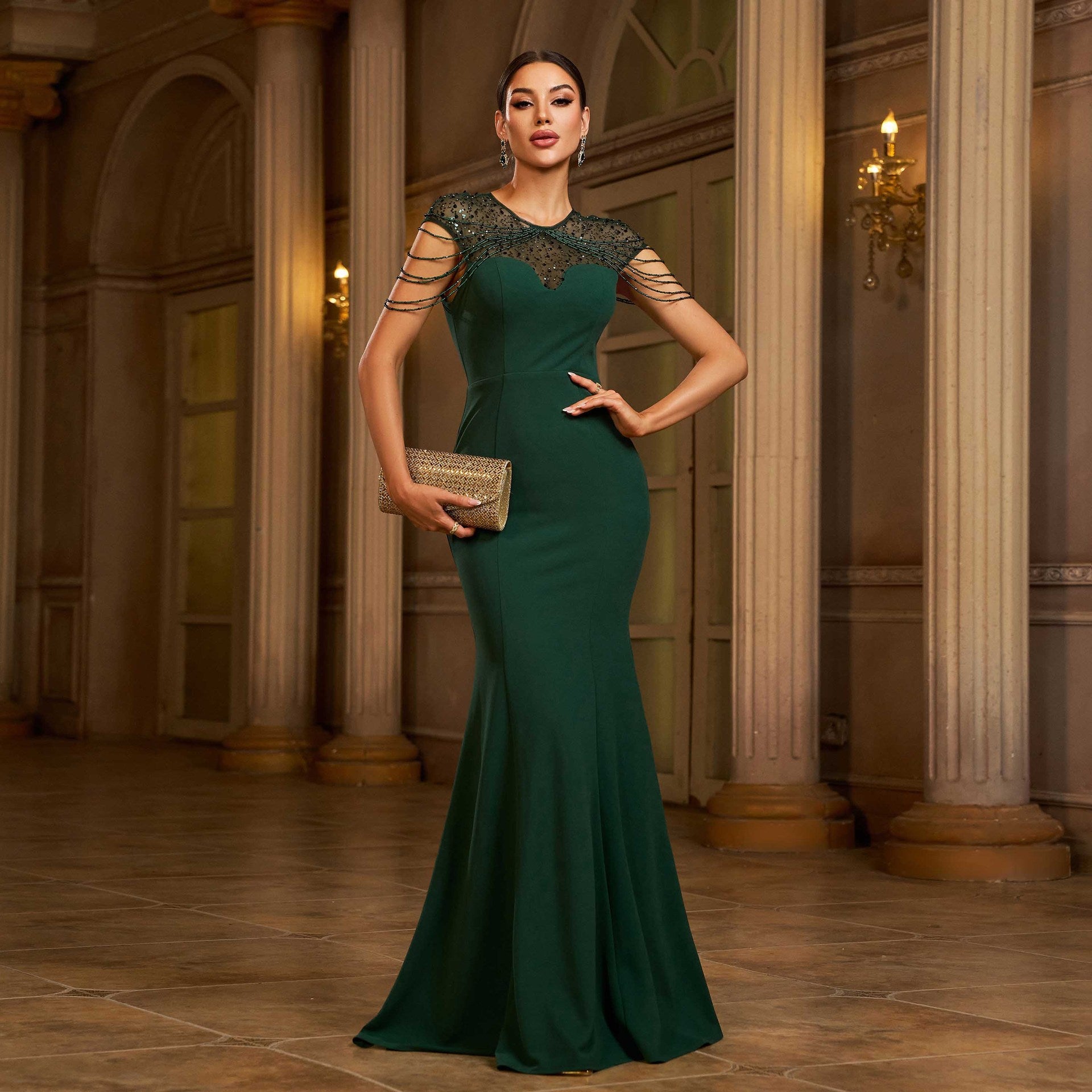 Élégant cou rond sans manches Paillettes minces Banquet de gaine Robe de soirée